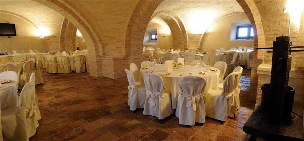 Castello Di Semivicoli Pension Casacanditella Buitenkant foto